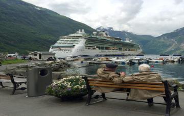 Cruise Ship Technologies and Amenities — Delivering Convenience on Modern Ships