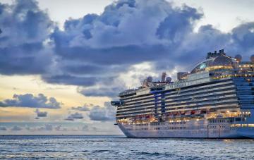 Discover the Marvel of a Cruise Ship a Must-Visit Floating City